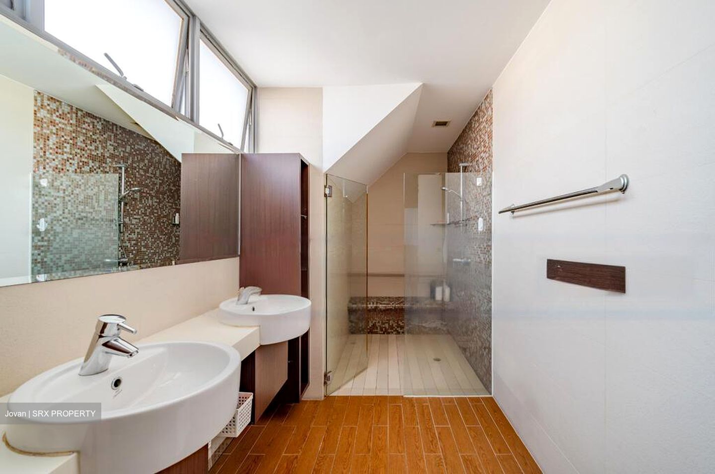 Hillcrest Villa (D11), Terrace #484620991